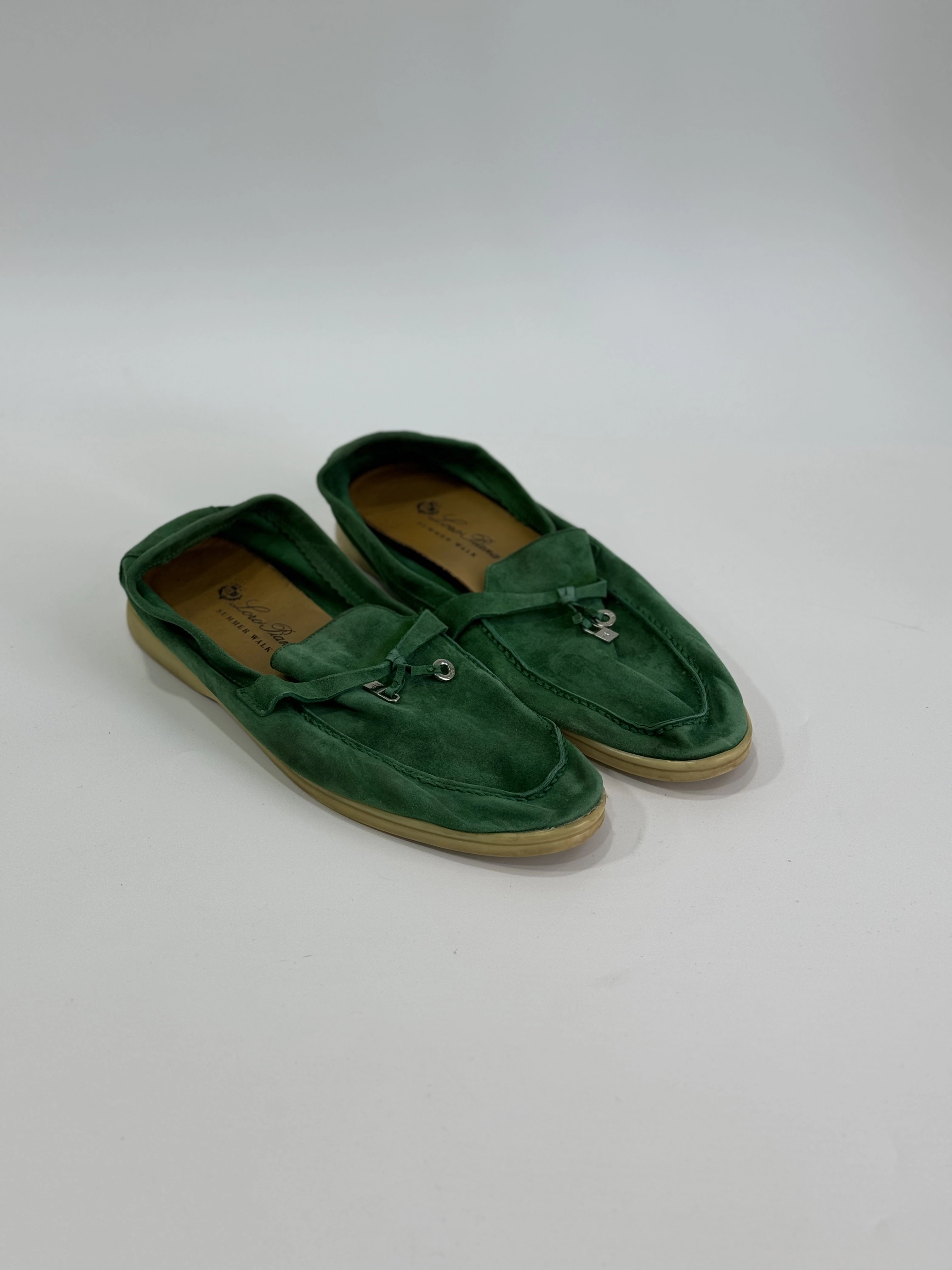 Clean Shoe